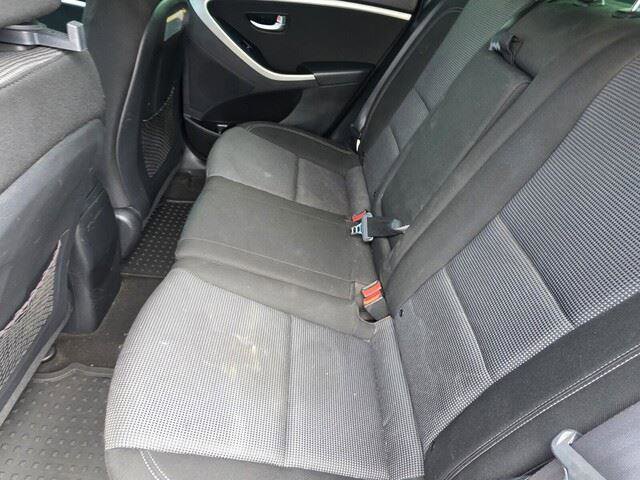 Used 2016 Hyundai Elantra GT image 28