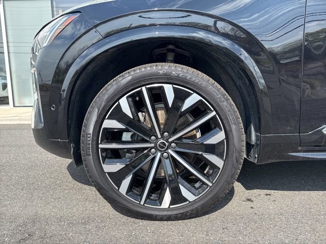 Used 2025 Volvo XC90 B6 Plus AWD/4WD image 8