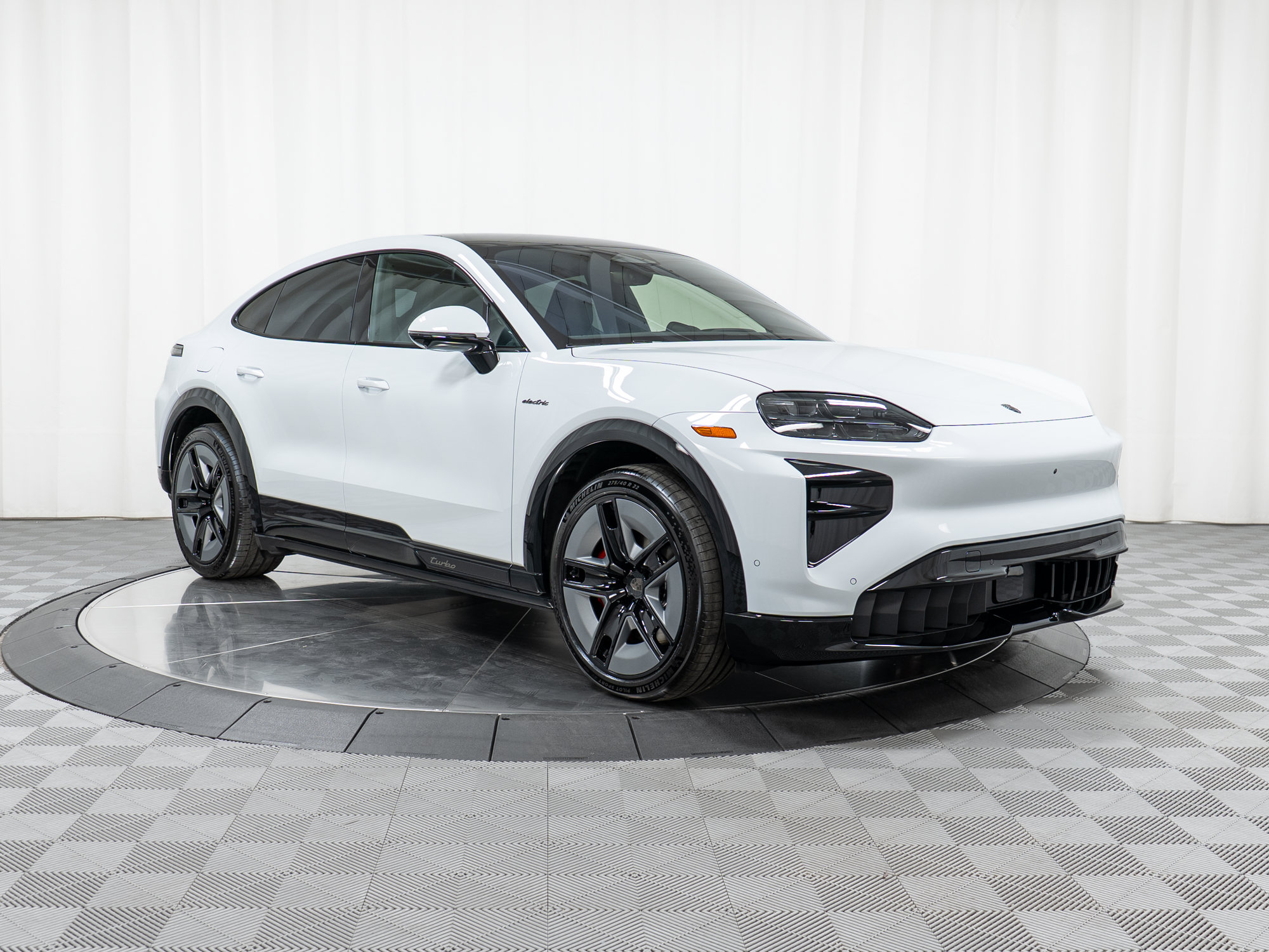 New 2026 Porsche Cayenne Turbo AWD/4WD image 9