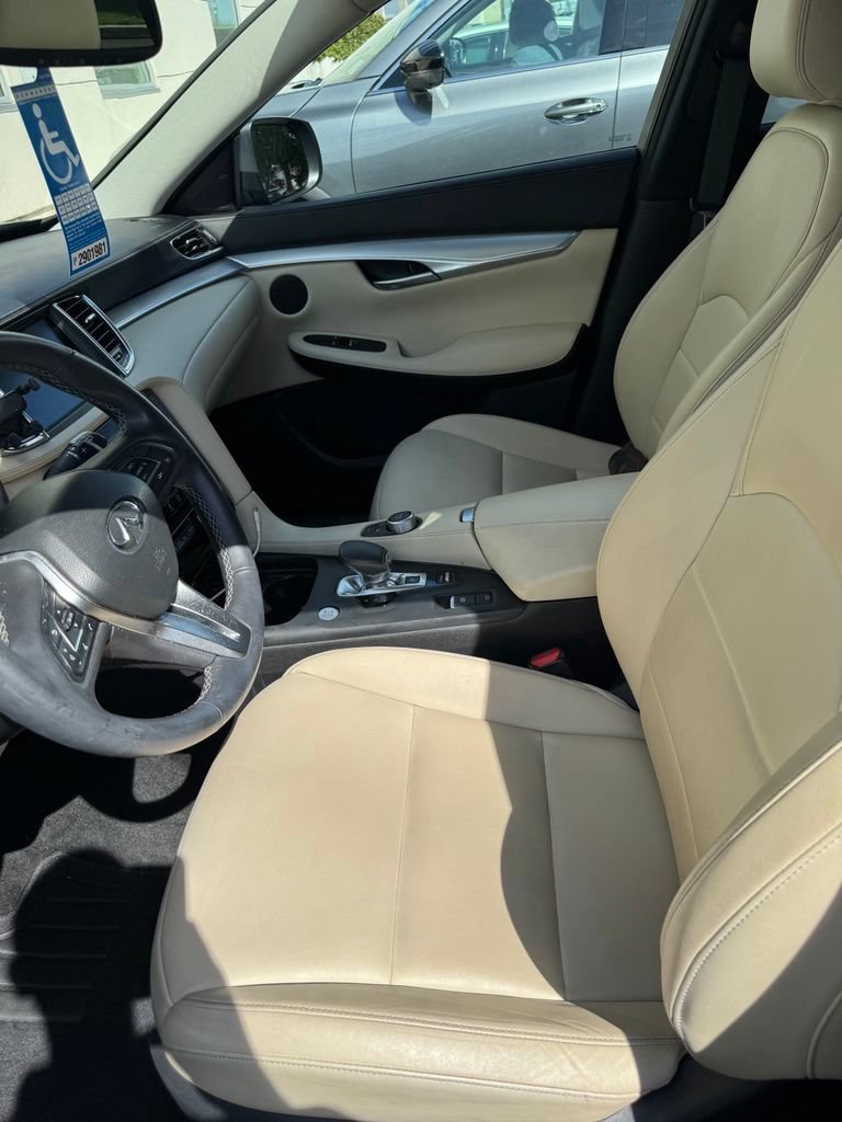 Certified 2020 INFINITI QX50 Luxe w/ Navigation Package AWD/4WD image 3