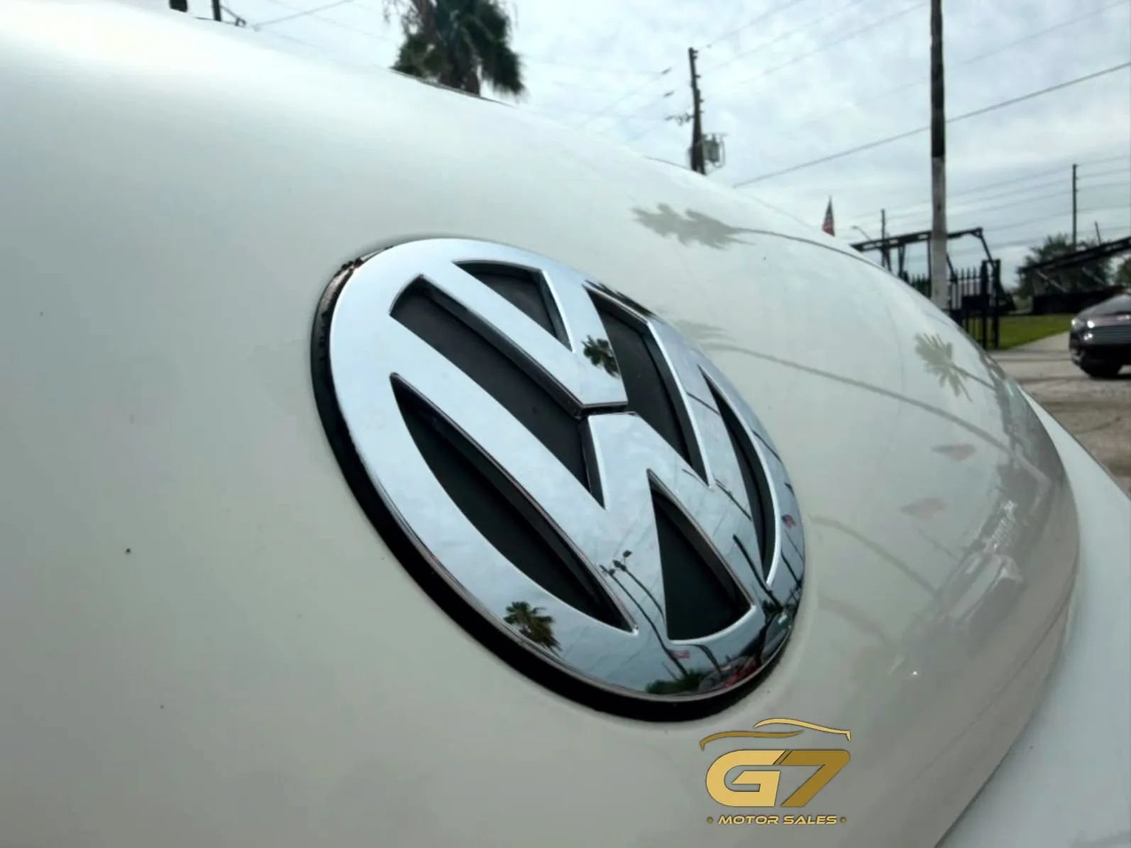 Used 2008 Volkswagen Beetle SE FWD image 9