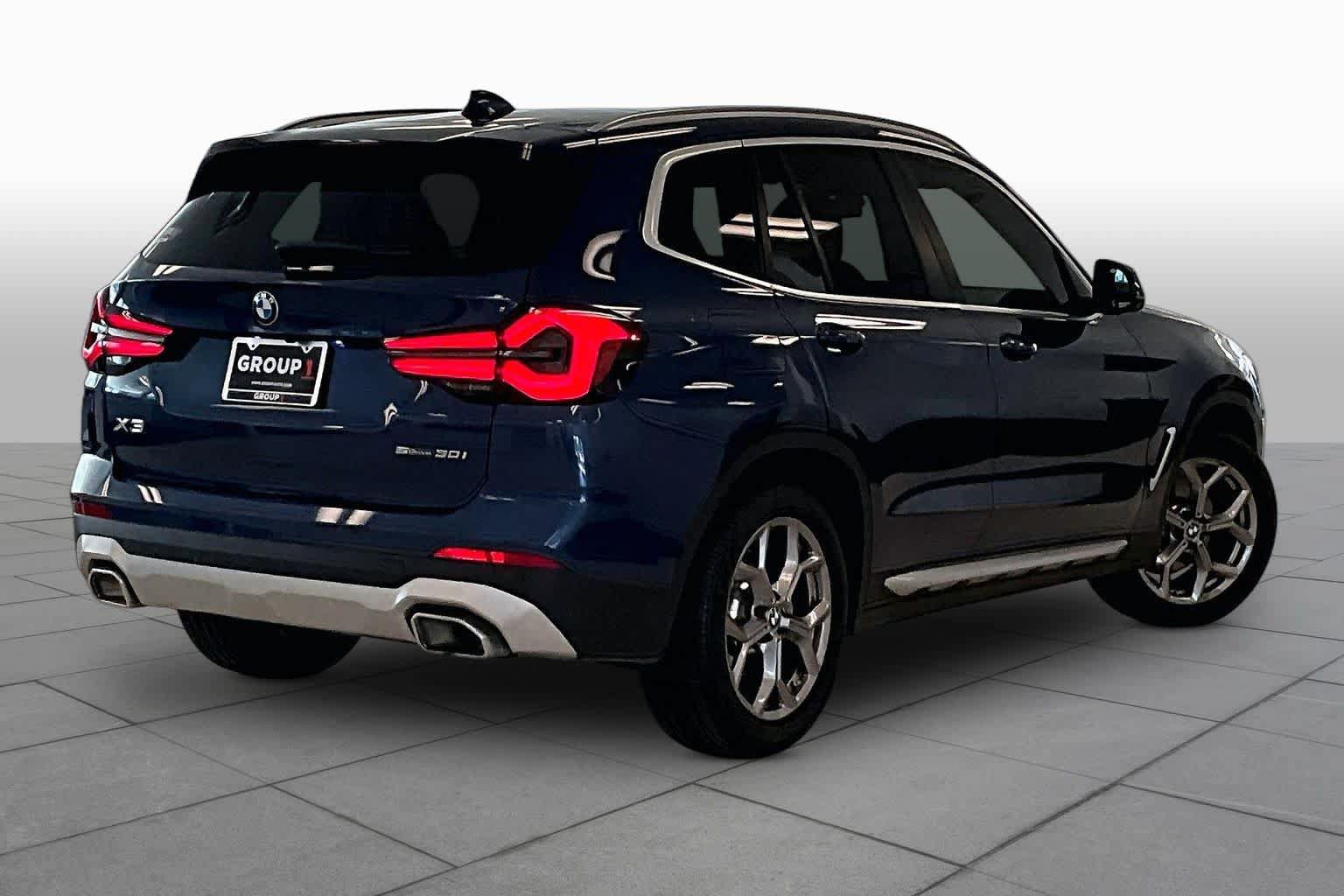 Used 2024 BMW X3 sDrive30i w/ Convenience Package w/ZPA RWD image 12