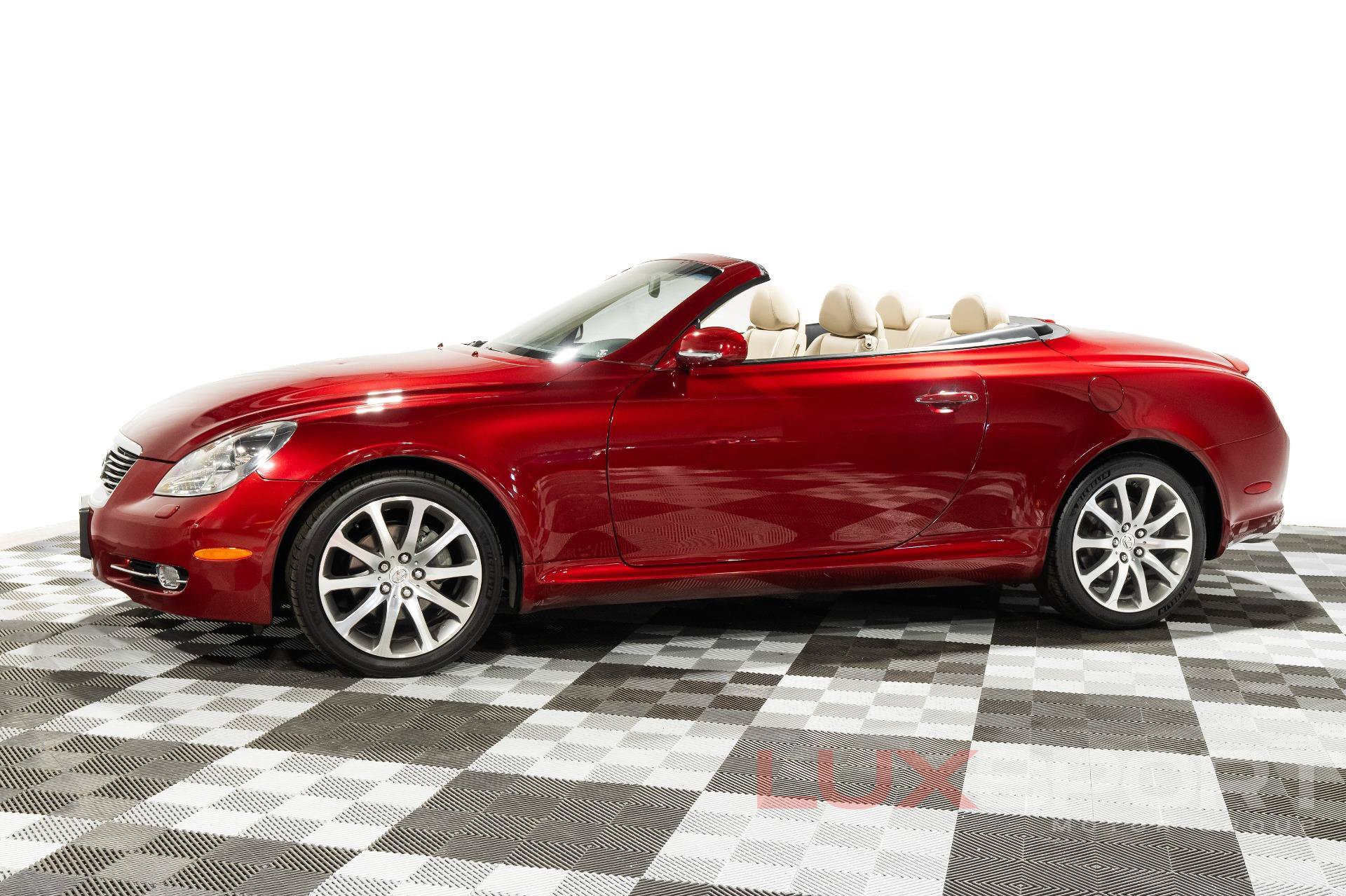 Used 2008 Lexus SC 430 Convertible RWD image 1
