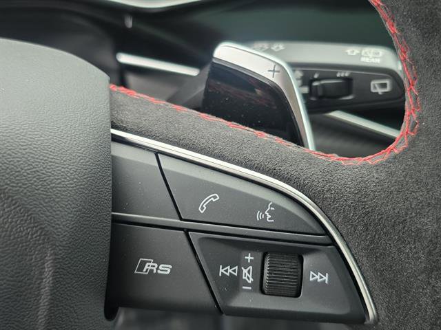 New 2025 Audi RS Q8 performance image 22