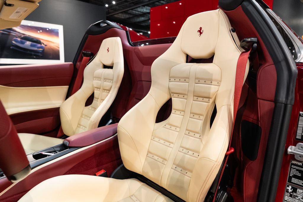 Certified 2022 Ferrari 812 GTS RWD image 4