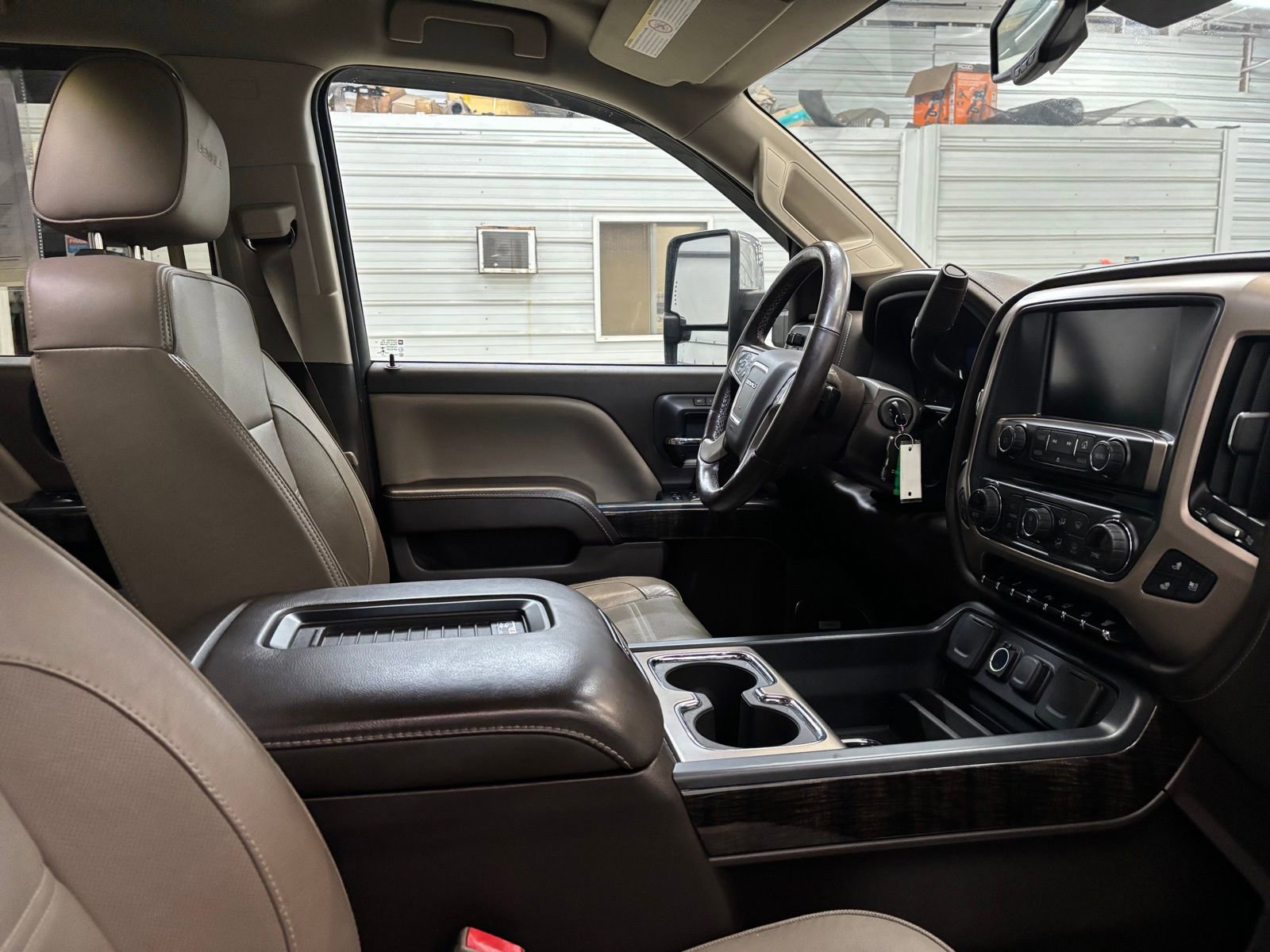 Used 2016 GMC Sierra 2500 Denali w/ Duramax Plus Package image 25