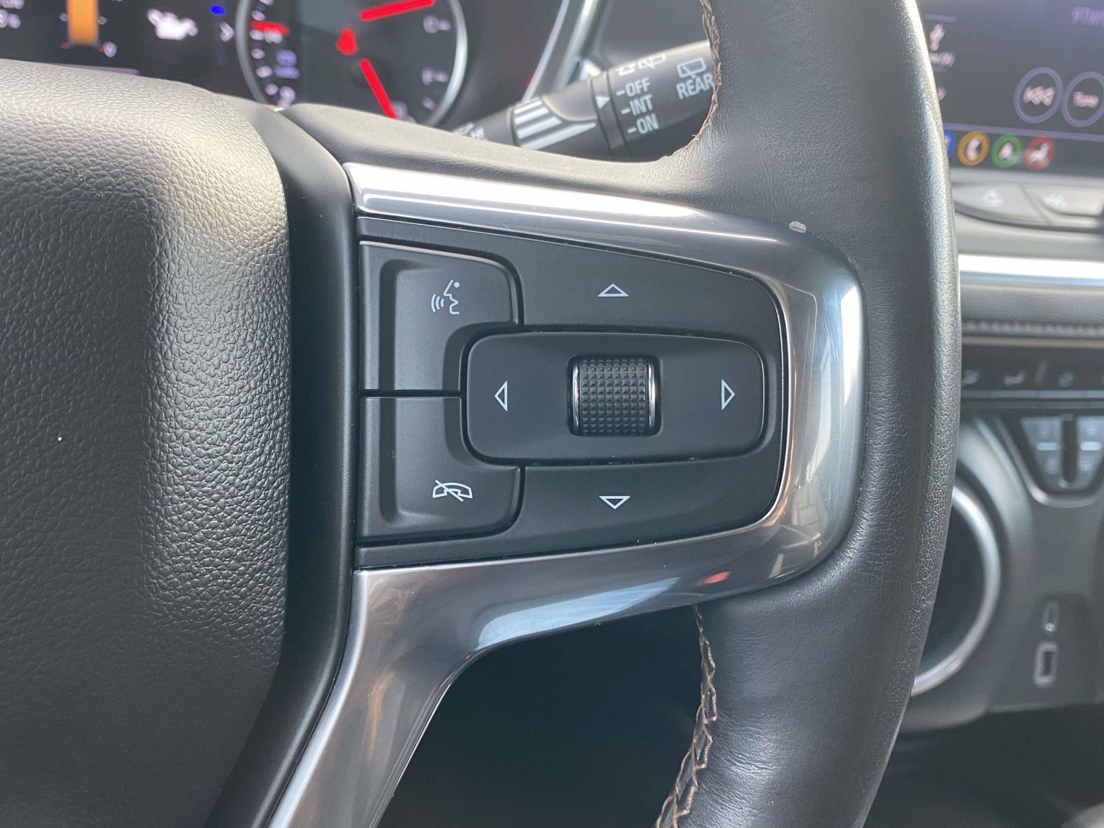 Used 2019 Chevrolet Blazer Premier w/ Driver Confidence II Package image 21