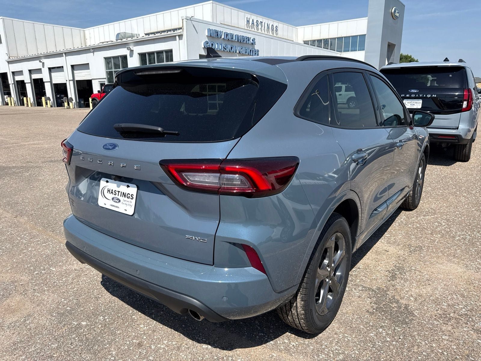 Used 2023 Ford Escape ST-Line w/ Tech Pack #1 AWD/4WD image 12