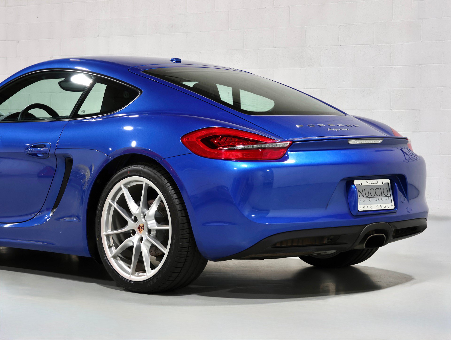 Used 2014 Porsche Cayman RWD image 10