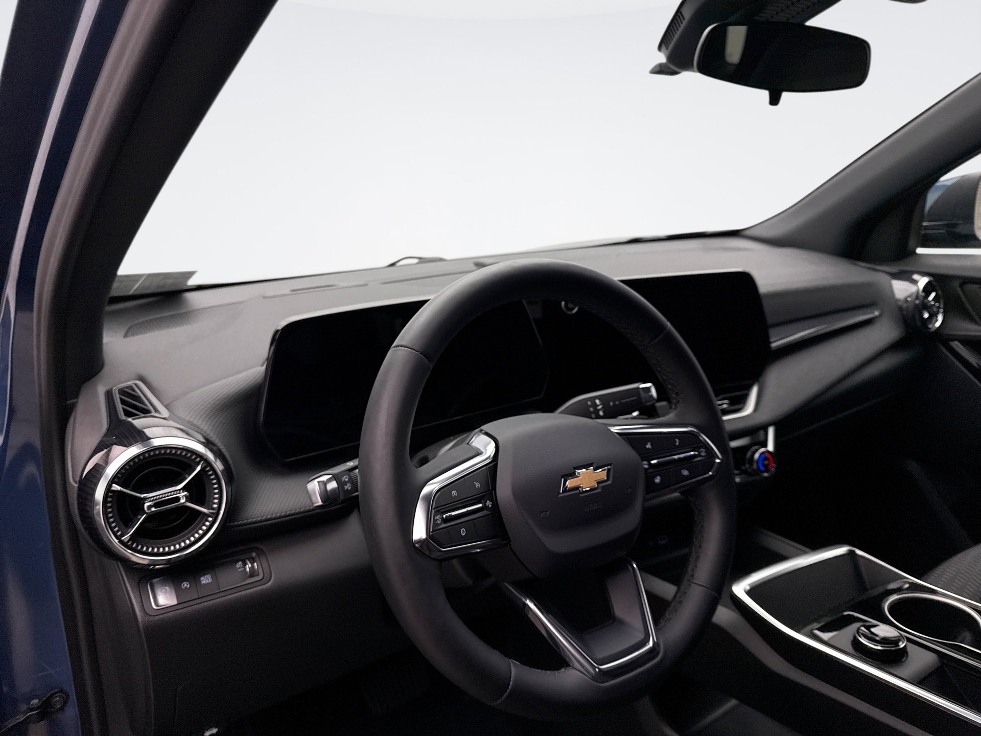 Used 2026 Chevrolet Equinox LT w/ LPO, Floor Liner Package image 10