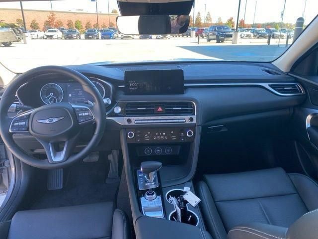 Used 2026 Genesis G70 2.5T image 17