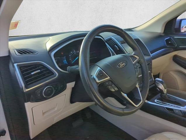 Used 2017 Ford Edge Titanium w/ Equipment Group 301A FWD image 14