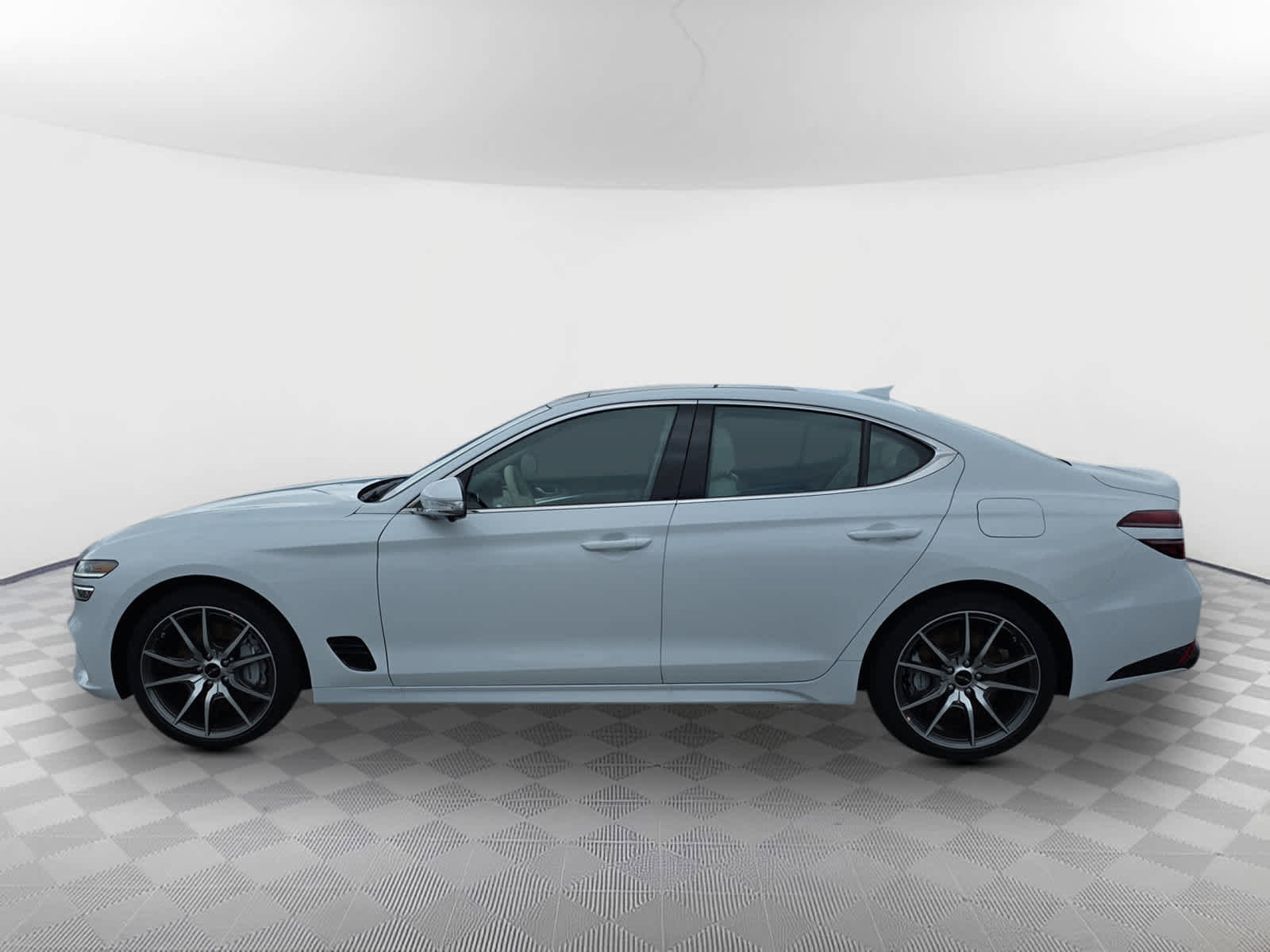 New 2026 Genesis G70 2.5T Prestige image 4