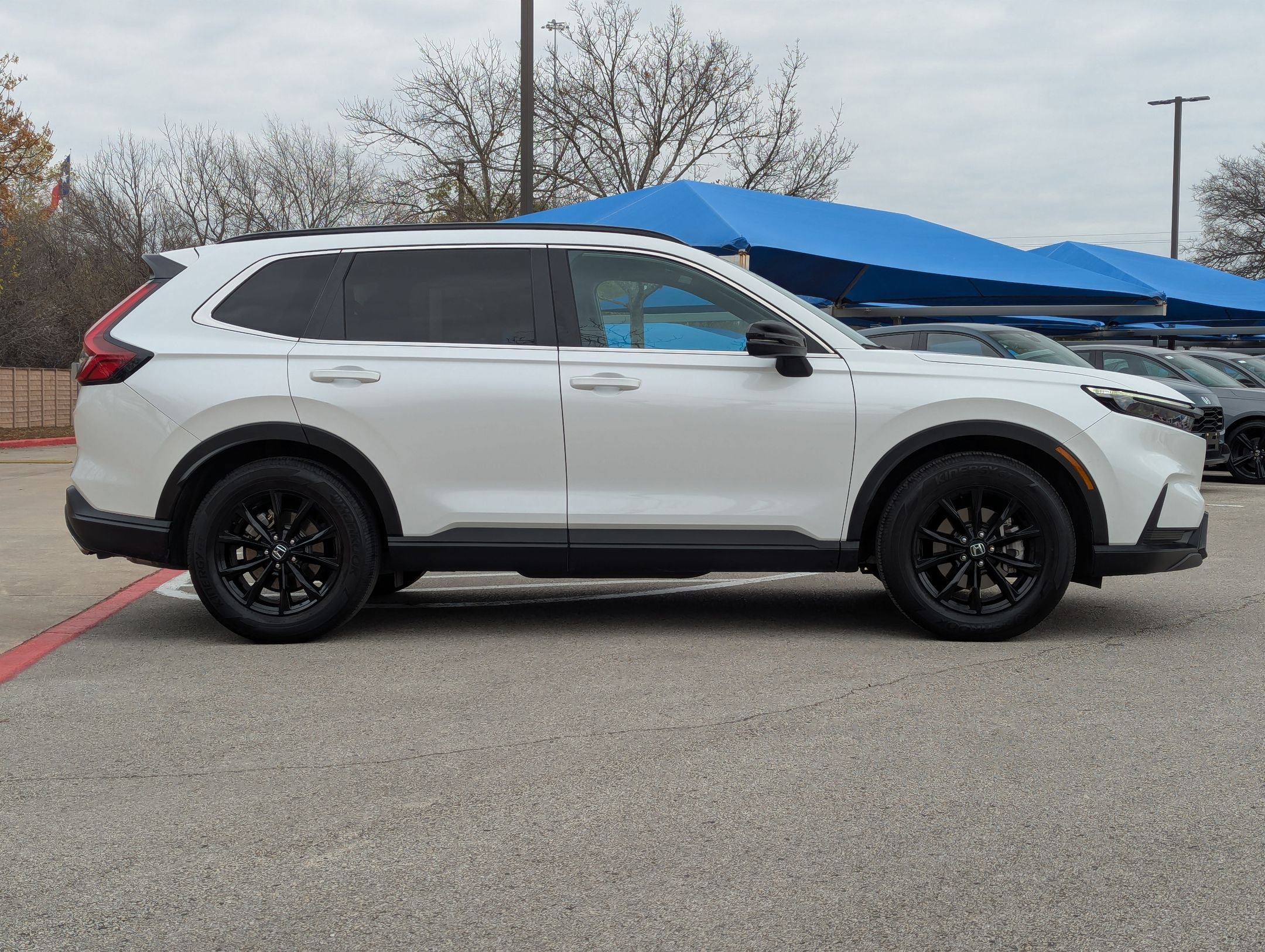 Used 2023 Honda CR-V Sport image 3