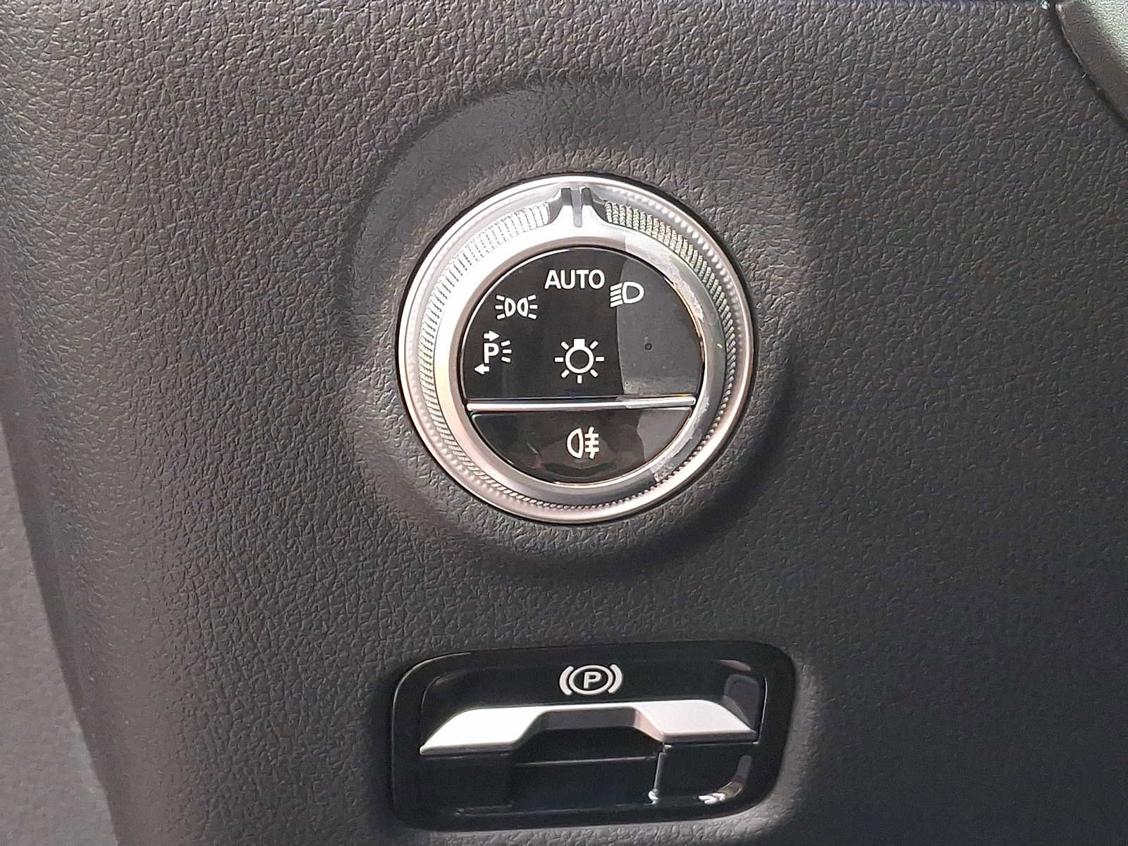 Certified 2024 Mercedes-Benz CLE 300 4MATIC Coupe image 22