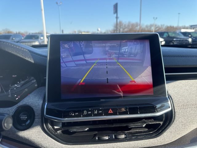 Used 2022 Jeep Compass Latitude AWD/4WD image 17