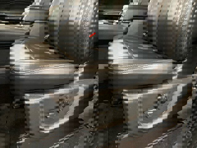 Used 2023 Ford Expedition Max XLT image 18