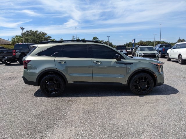Used 2025 Kia Sorento SX Prestige AWD/4WD image 3