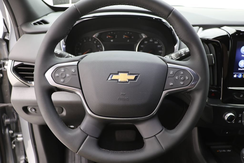 Used 2023 Chevrolet Traverse LT AWD/4WD image 16