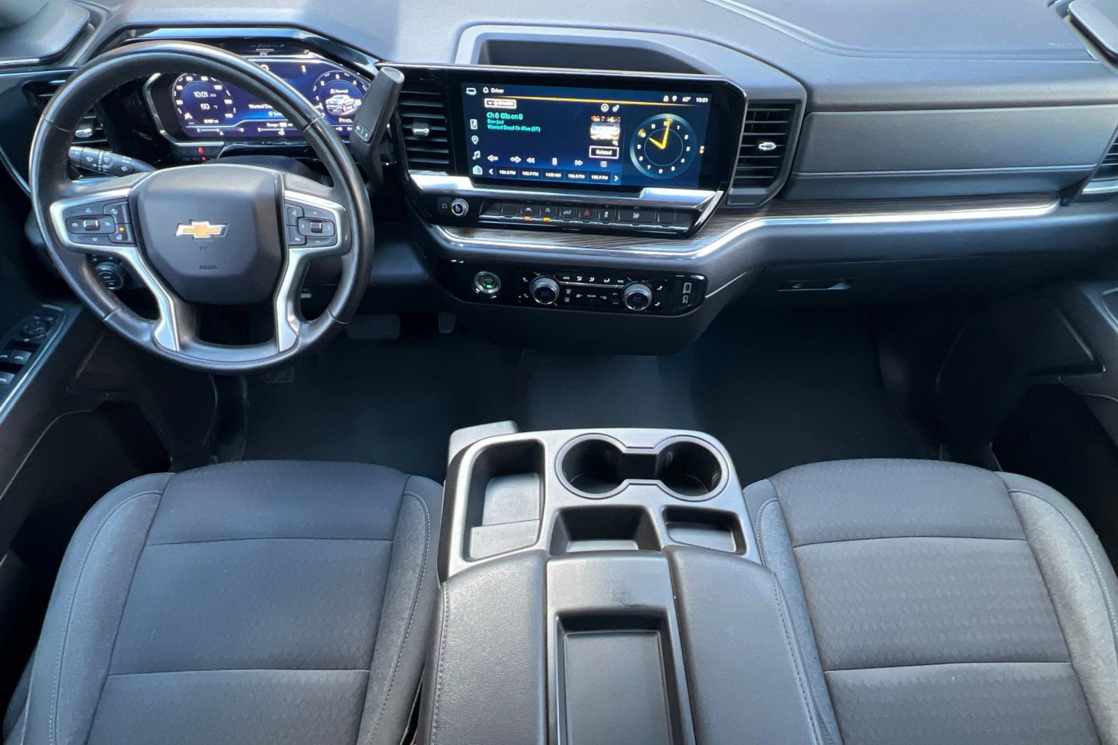 Used 2024 Chevrolet Silverado 1500 LT w/ Protection Package image 18