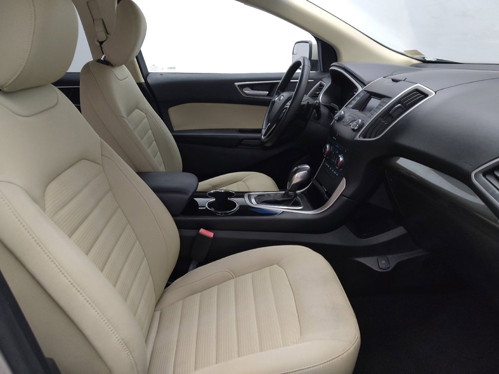 Used 2017 Ford Edge SEL FWD image 21