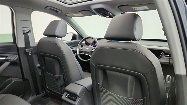 Used 2025 Audi Q6 e-tron Premium w/ Convenience Package image 26