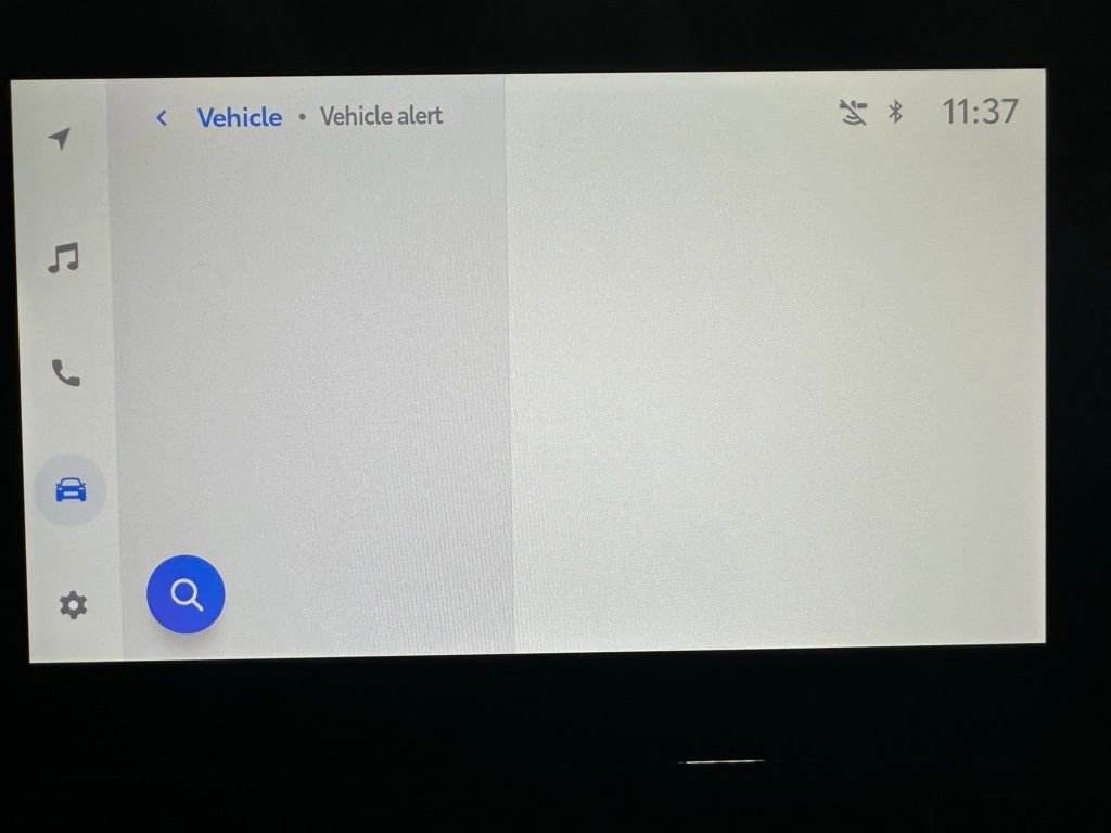 Used 2025 Toyota RAV4 XLE image 32