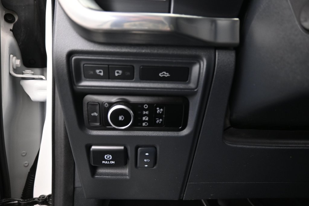 Used 2023 Ford F150 Lariat w/ Equipment Group 502A High AWD/4WD image 14