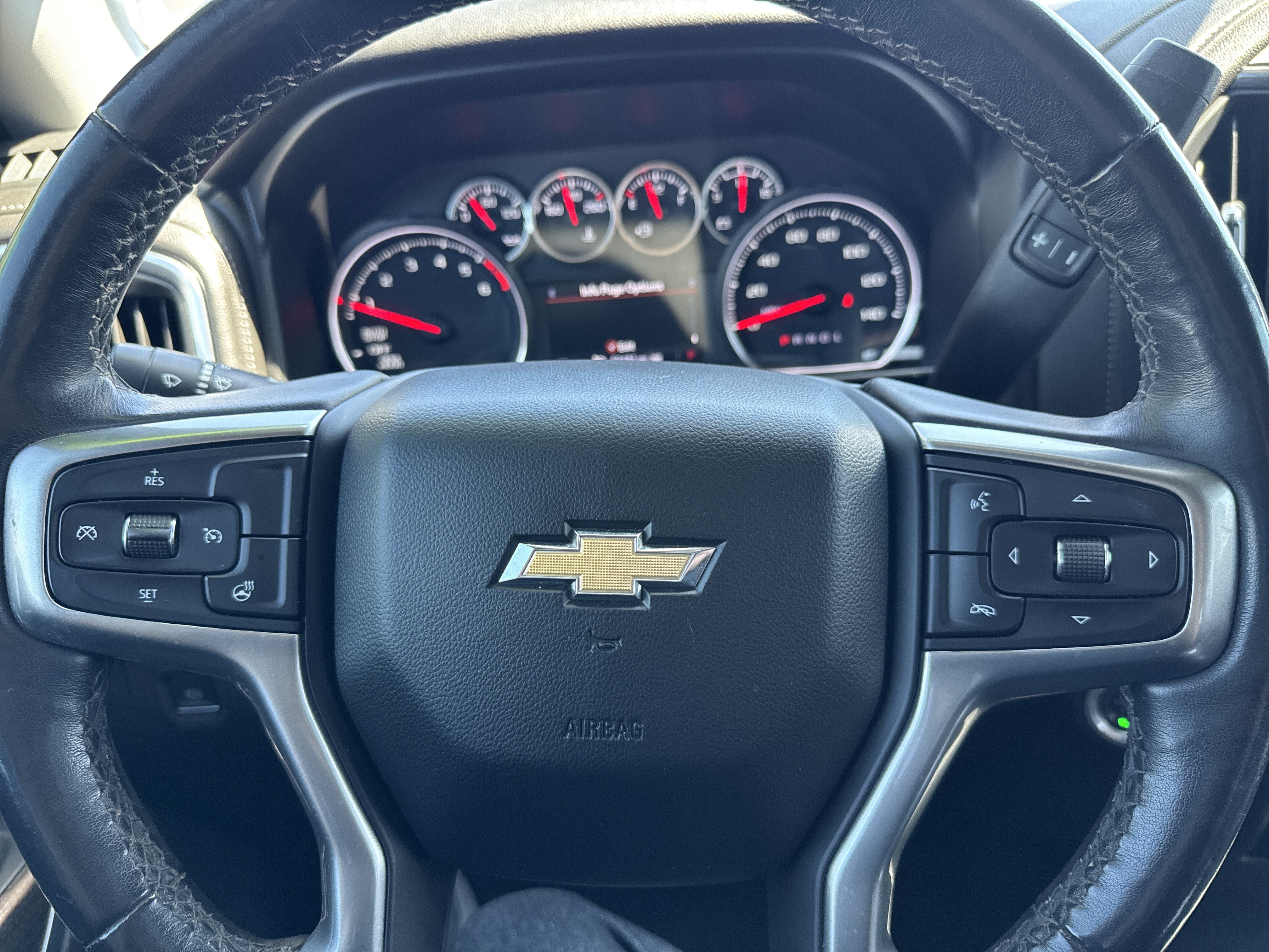 Used 2021 Chevrolet Silverado 1500 LT w/ Diesel Off-Road Package AWD/4WD image 13
