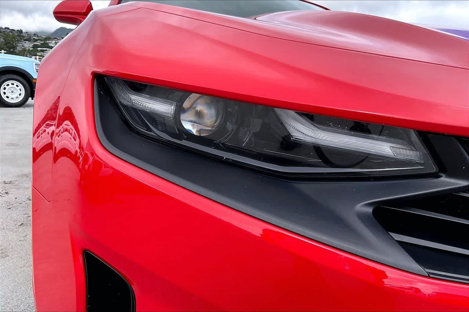 Used 2020 Chevrolet Camaro LT w/ Technology Package RWD image 30