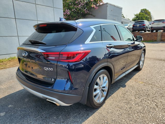 Certified 2019 INFINITI QX50 Essential w/ Proactive Package AWD/4WD image 4