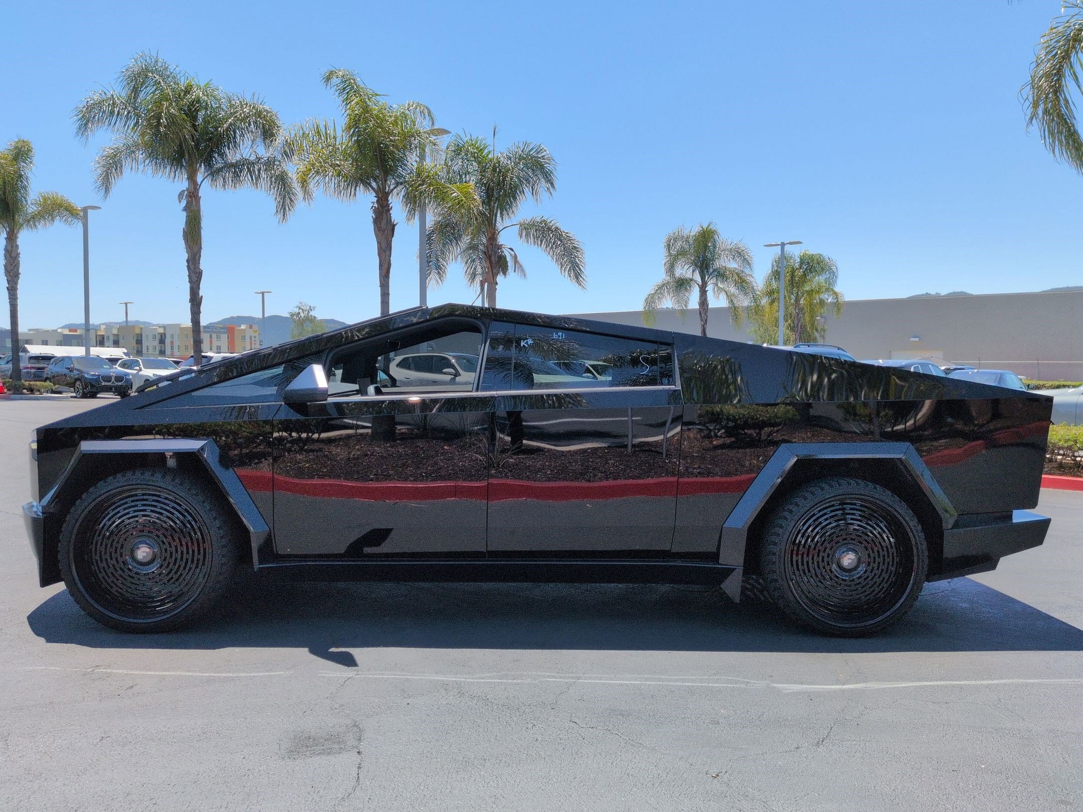 Used 2024 Tesla Cybertruck Cyberbeast AWD/4WD image 6
