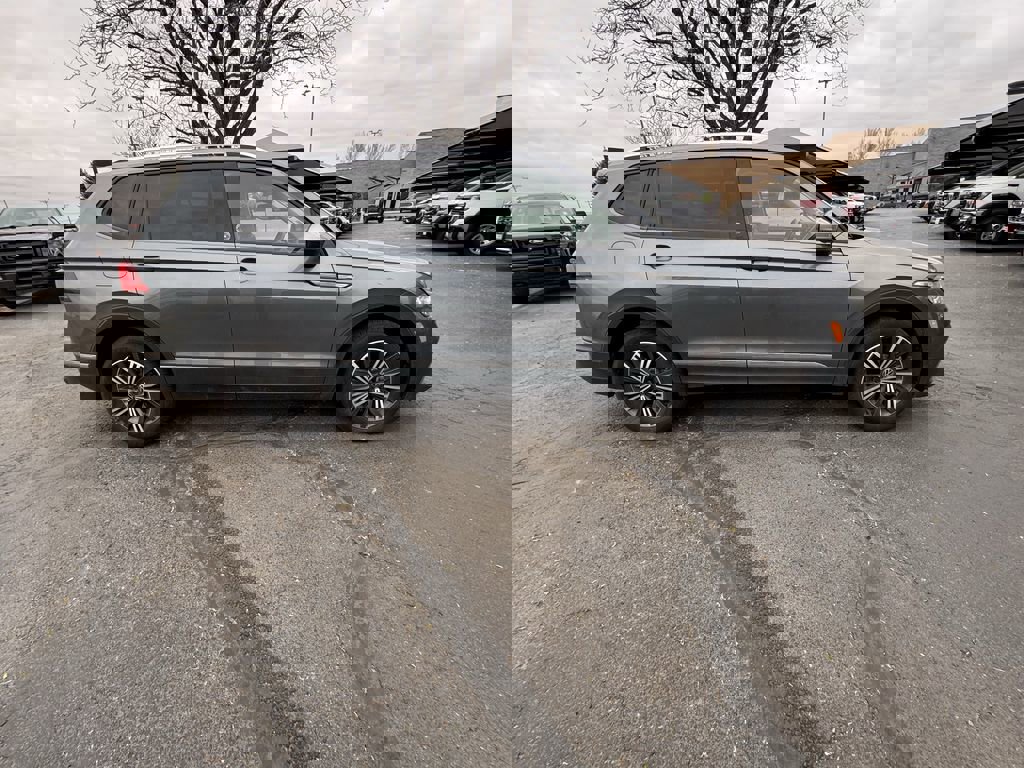 Used 2024 Volkswagen Tiguan Wolfsburg Edition image 3