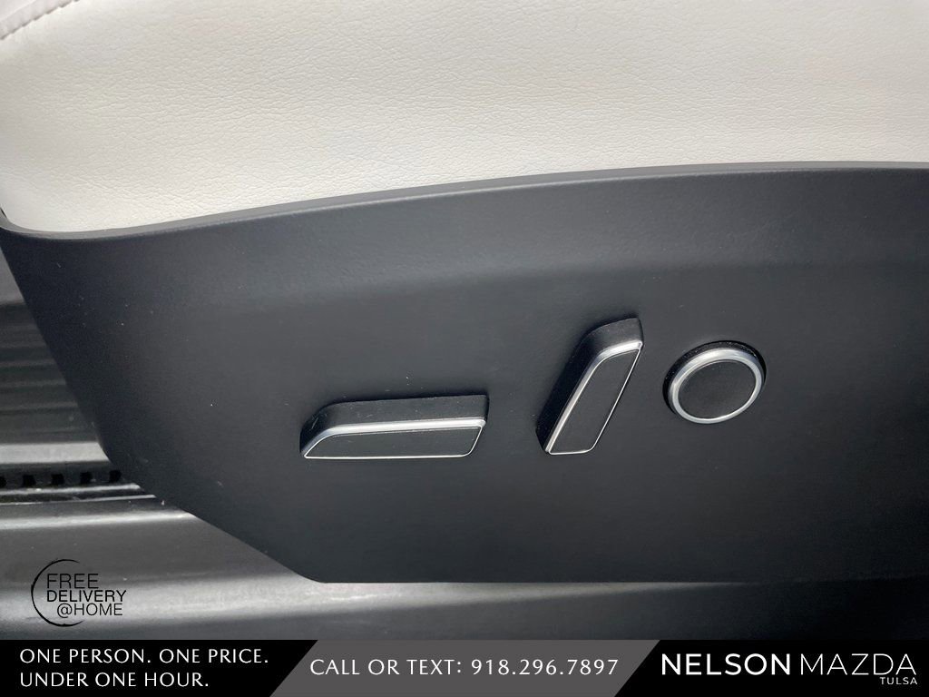 Used 2023 Tesla Model X Plaid image 18