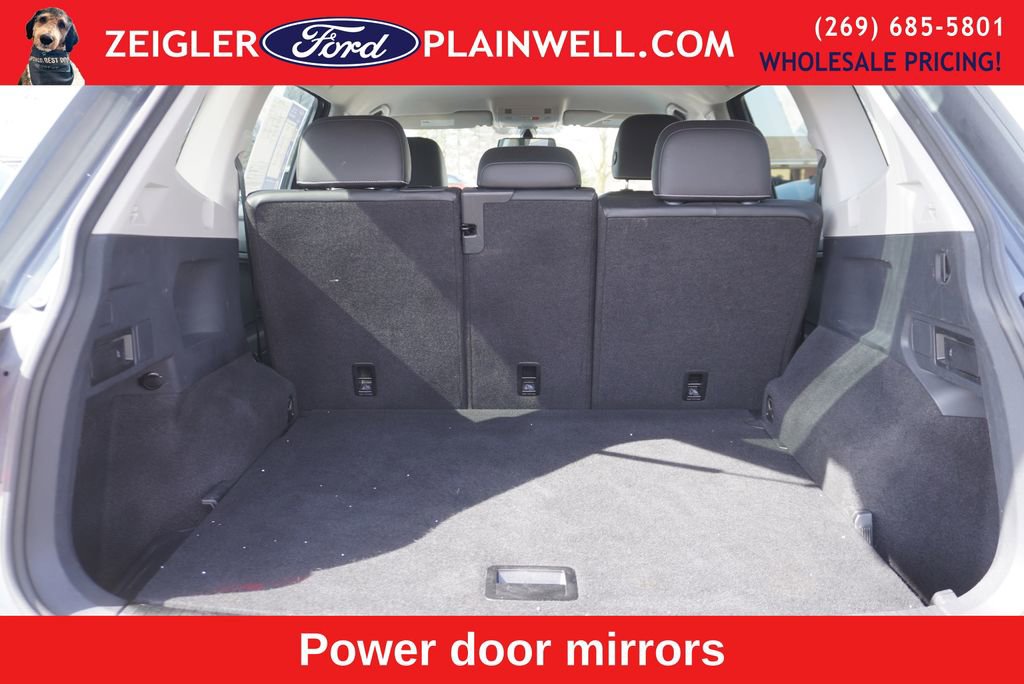 Used 2021 Volkswagen Tiguan SE image 12