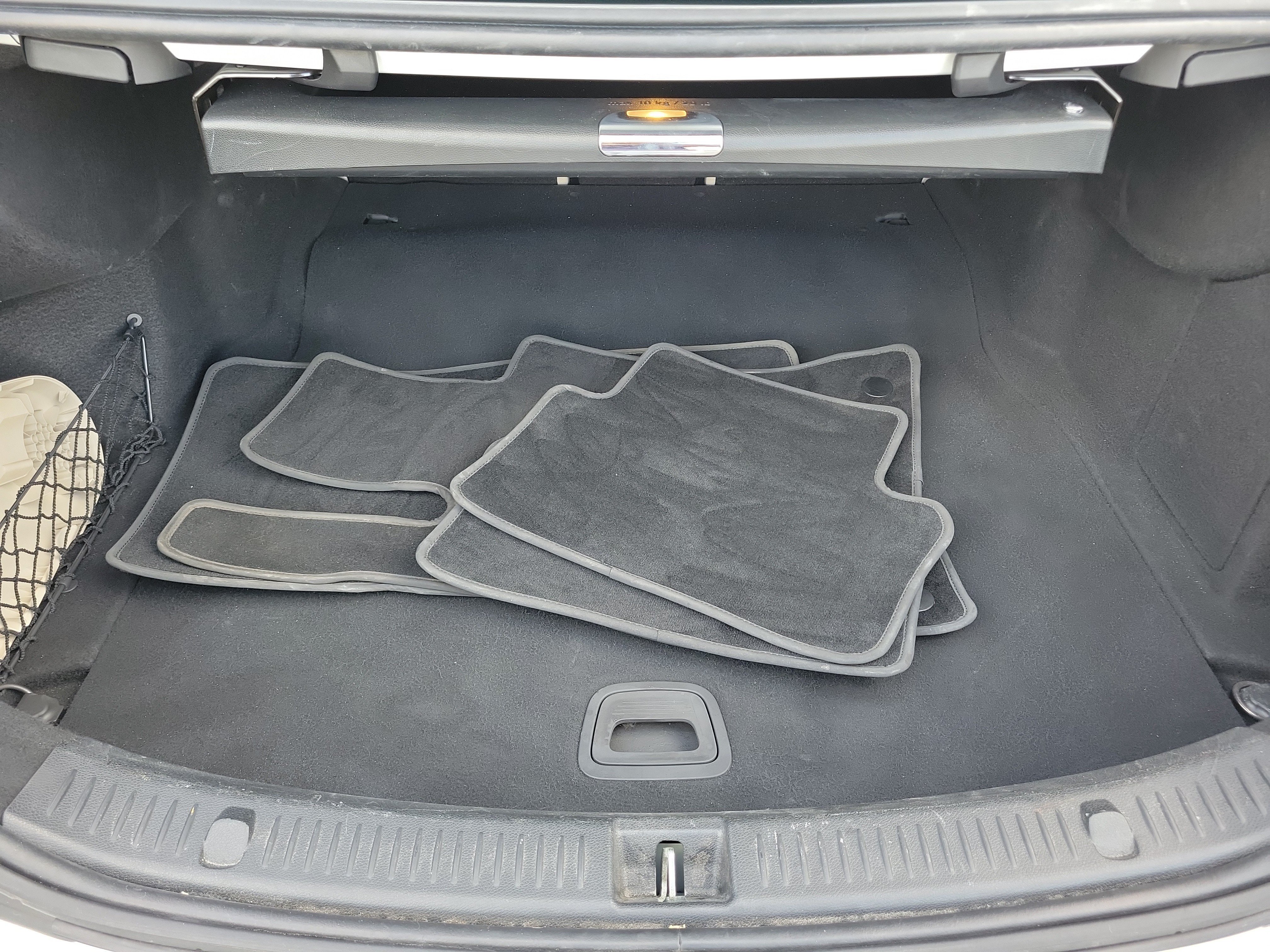 Used 2018 Mercedes-Benz E 300 image 7