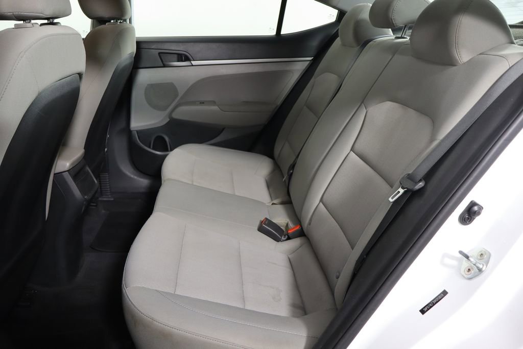 Used 2017 Hyundai Elantra SE FWD image 16