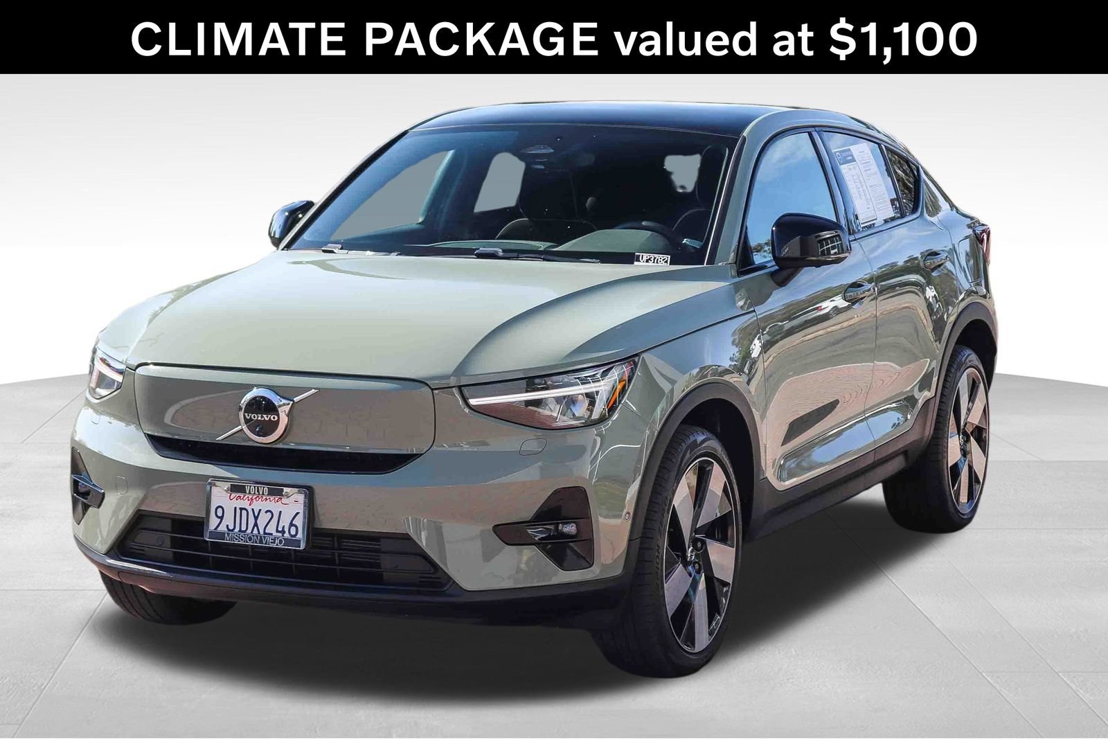 Used 2023 Volvo C40 P8 Recharge Plus w/ Climate Package AWD/4WD image 3