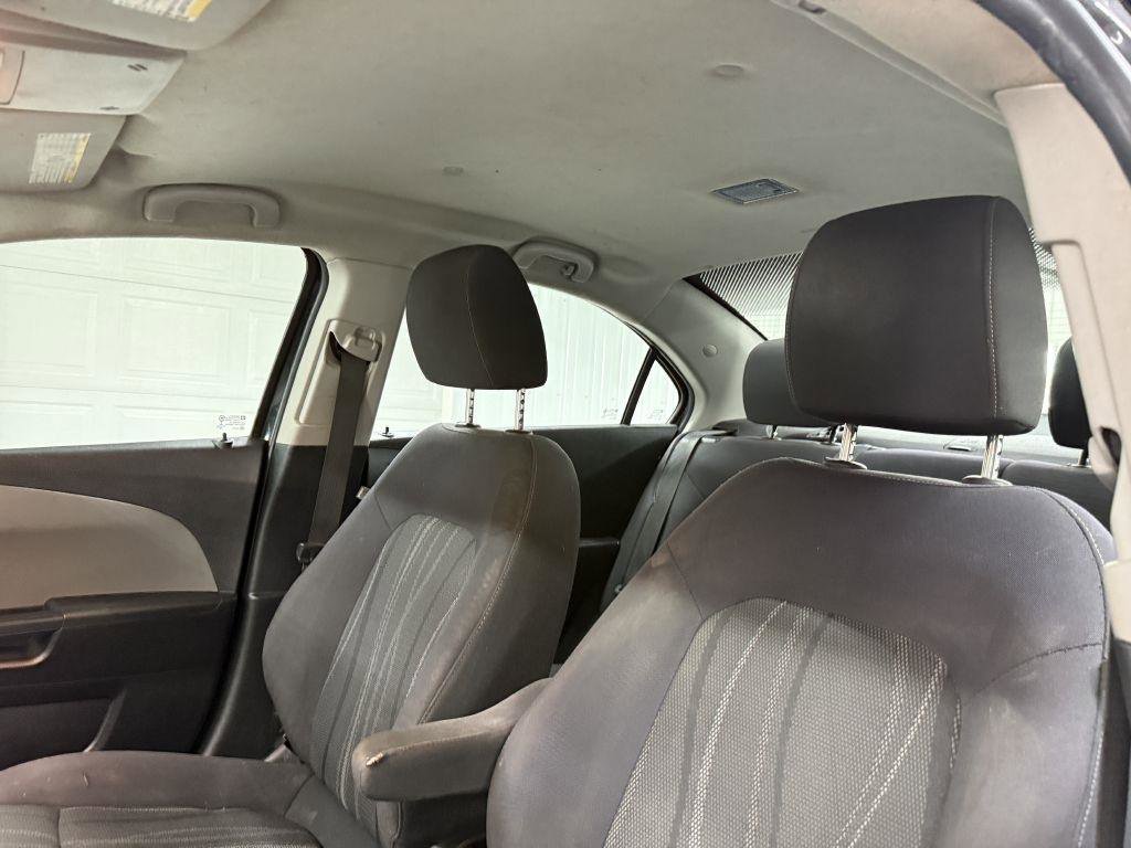 Used 2015 Chevrolet Sonic LT FWD image 10