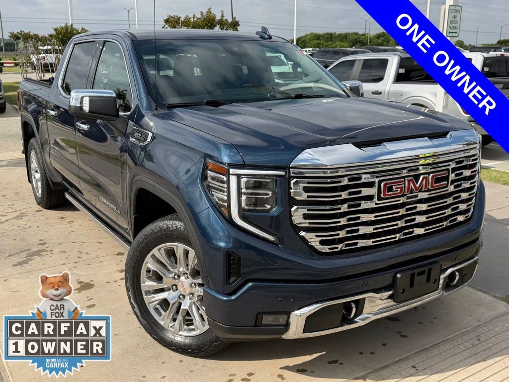 Used 2022 GMC Sierra 1500 Denali w/ Technology Package AWD/4WD image 4