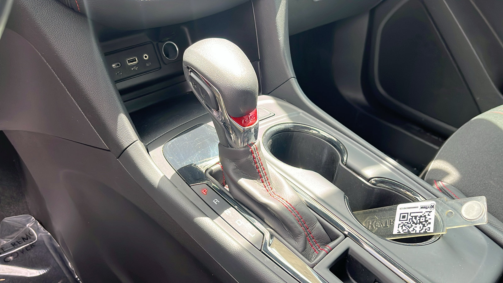 Used 2022 Chevrolet Equinox RS FWD image 21