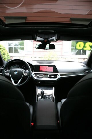 Used 2020 BMW 330i xDrive Sedan w/ Driving Assistance Package AWD/4WD image 19