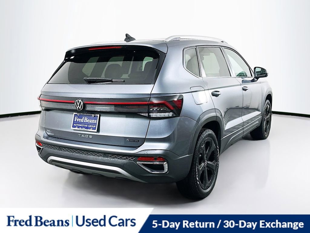 Certified 2025 Volkswagen Taos SEL w/ Black Wheel Plus Package image 7