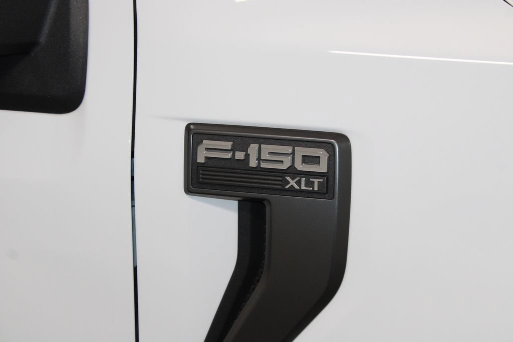 Used 2022 Ford F150 XLT w/ Equipment Group 302A High AWD/4WD image 12