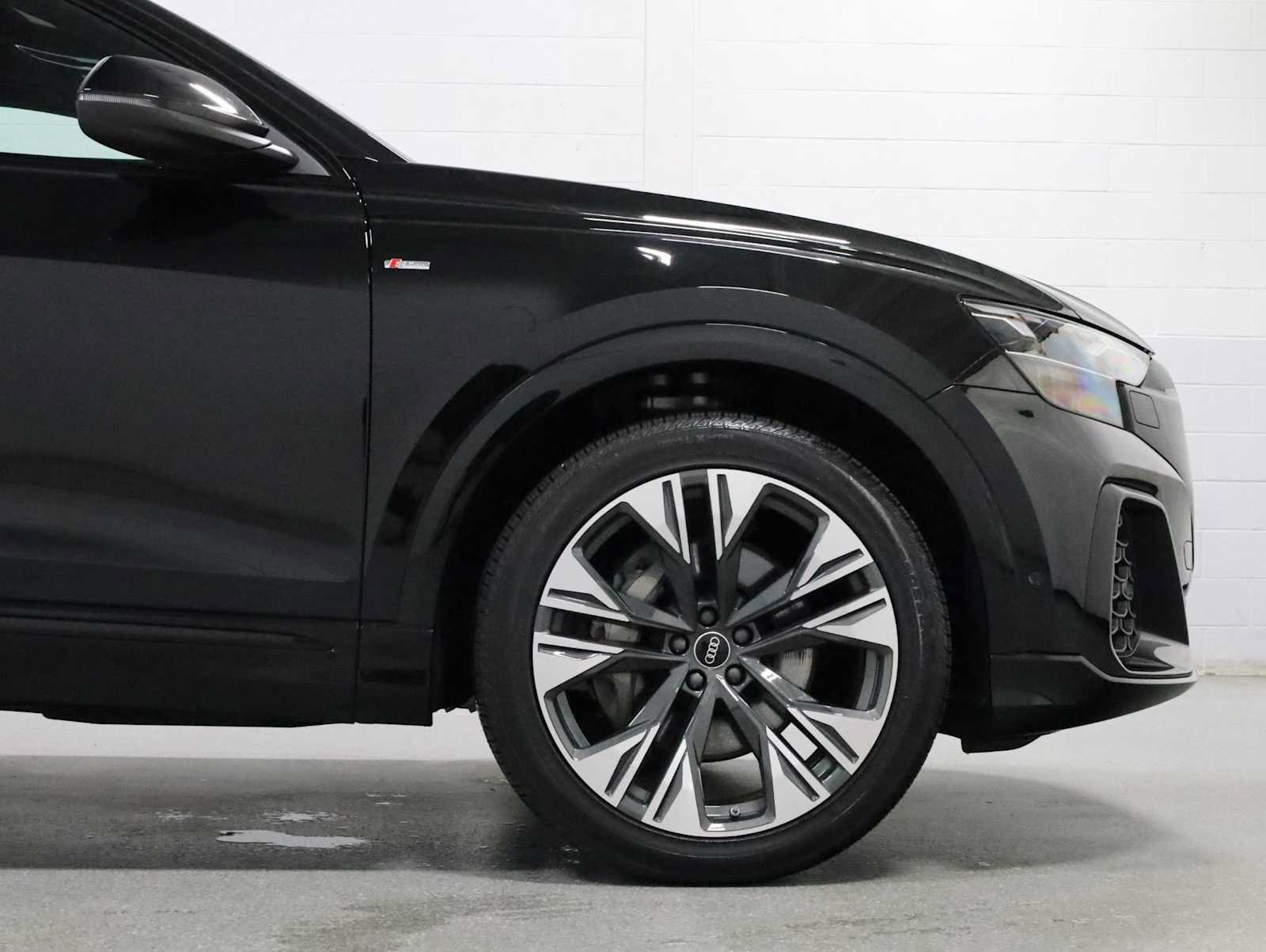 Certified 2026 Audi Q8 Premium Plus w/ Premium Plus Package AWD/4WD image 11