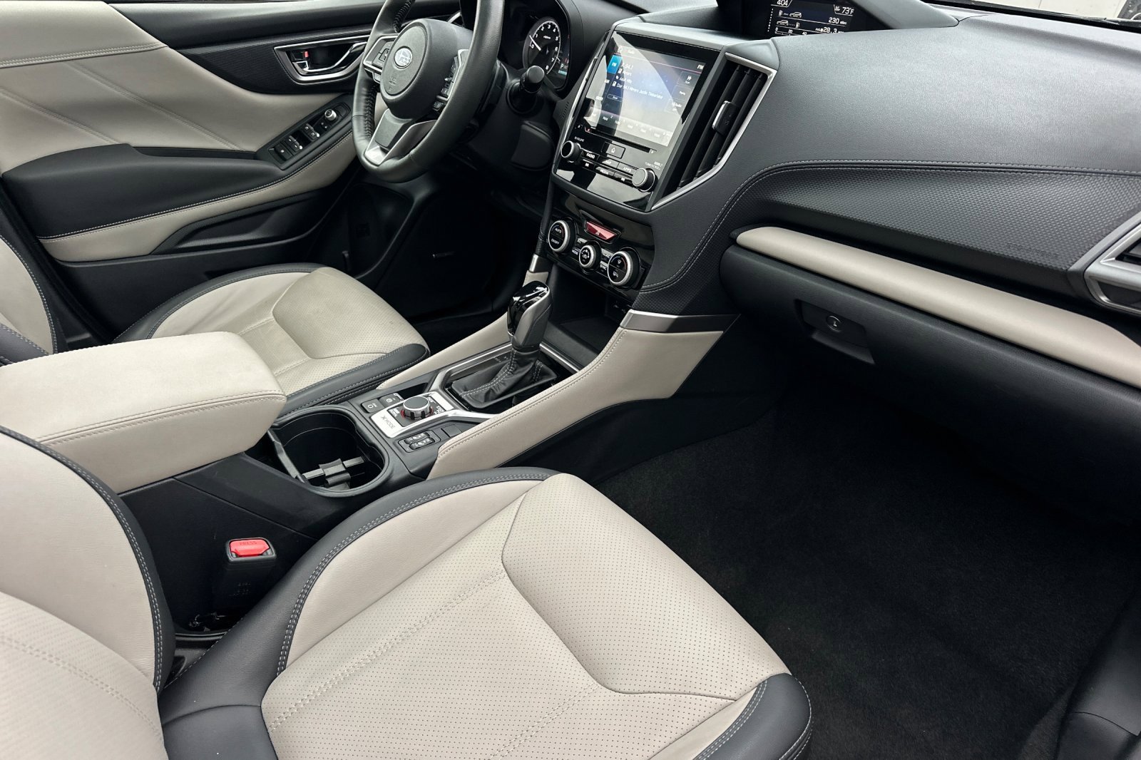 Used 2023 Subaru Forester Limited image 16