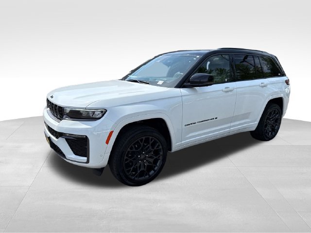 New 2026 Jeep Grand Cherokee Summit w/ Obsidian Package AWD/4WD image 3