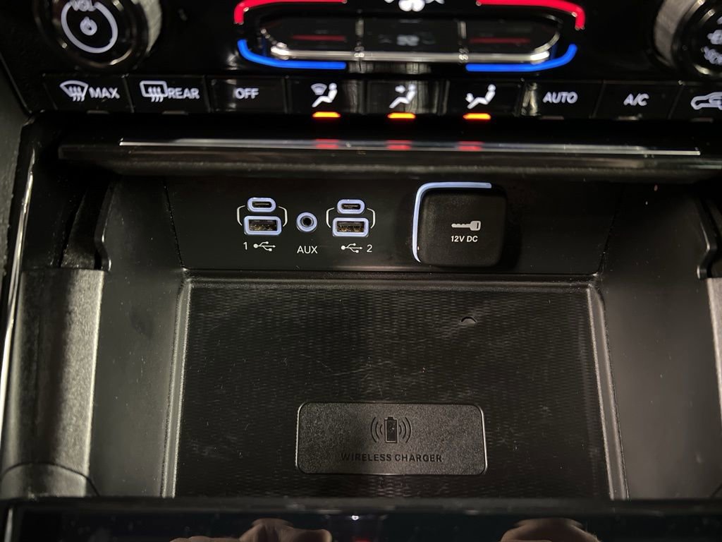 Used 2023 Jeep Grand Cherokee L Summit w/ High Altitude Package image 14