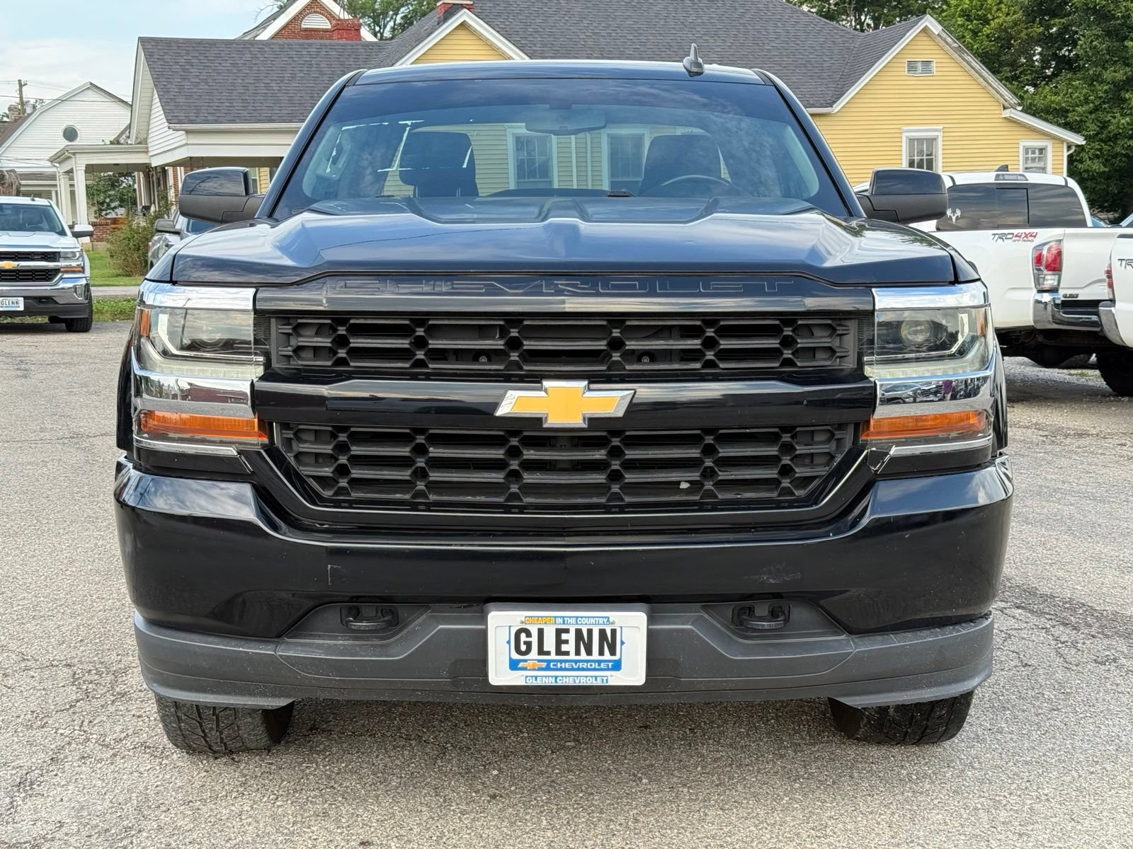 Used 2018 Chevrolet Silverado 1500 LT AWD/4WD image 10