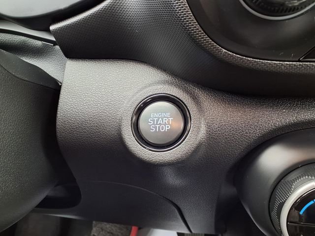 Used 2025 Hyundai Venue SEL image 46